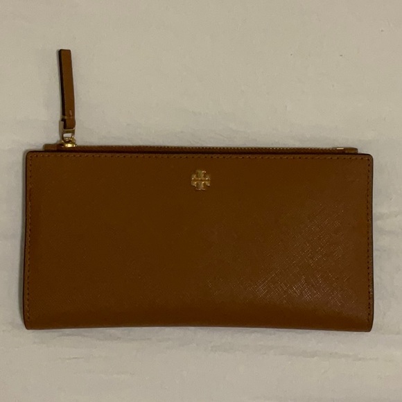 Tory Burch Handbags - TORY BURCH Emerson Slim Envelope Saffiano Leather Wallet